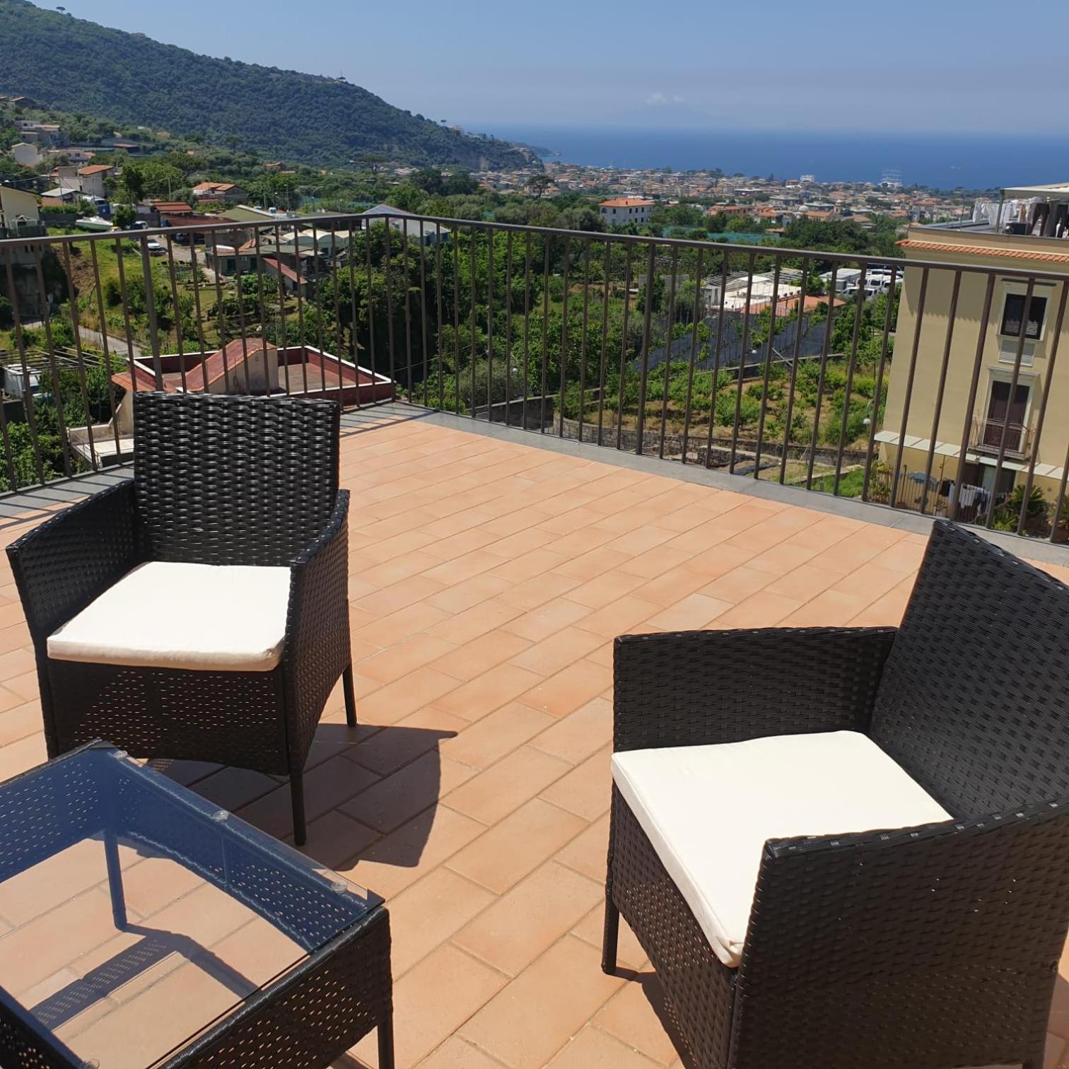 Вилла La Finestra Sul Mare Sorrento Пьяно-ди-Сорренто Экстерьер фото
